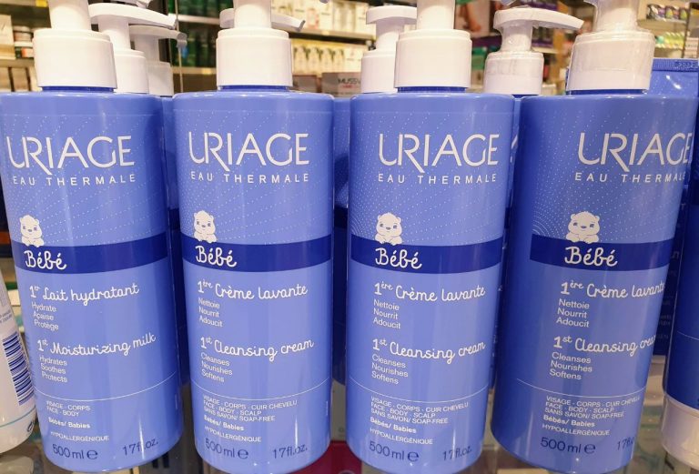 Productos Uriage extraordinariamente suaves con un alto contenido en Agua Termal de Uriage para el cuidado de su bebe